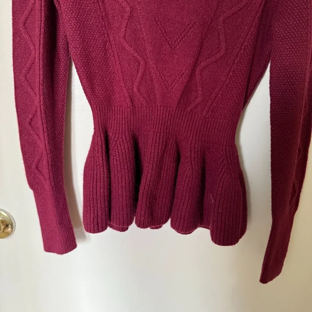 Ted Baker Elsahi Maroon Frilly Peplum Knit Sweater US 0​​​